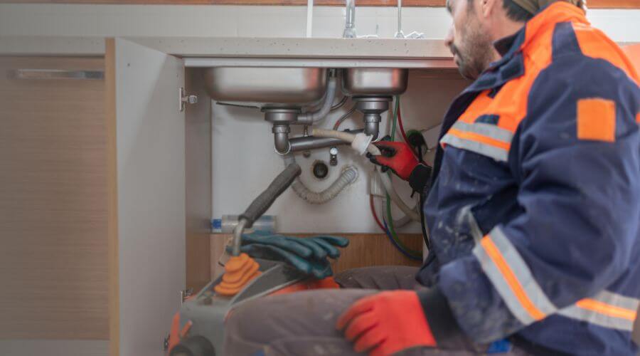 Bradford White Water Heater Installation in Aberdeen, MS
